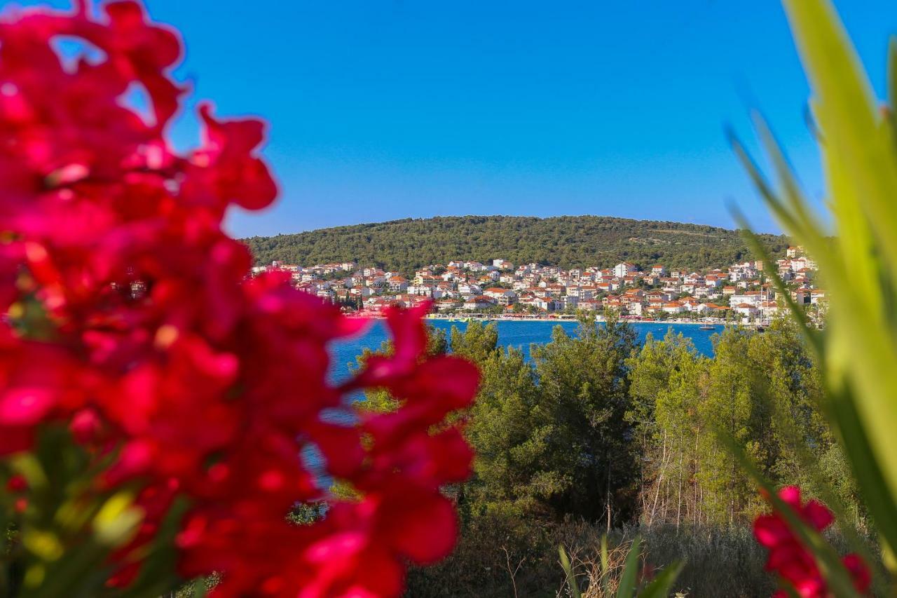 Villa Uno Trogir Exterior foto