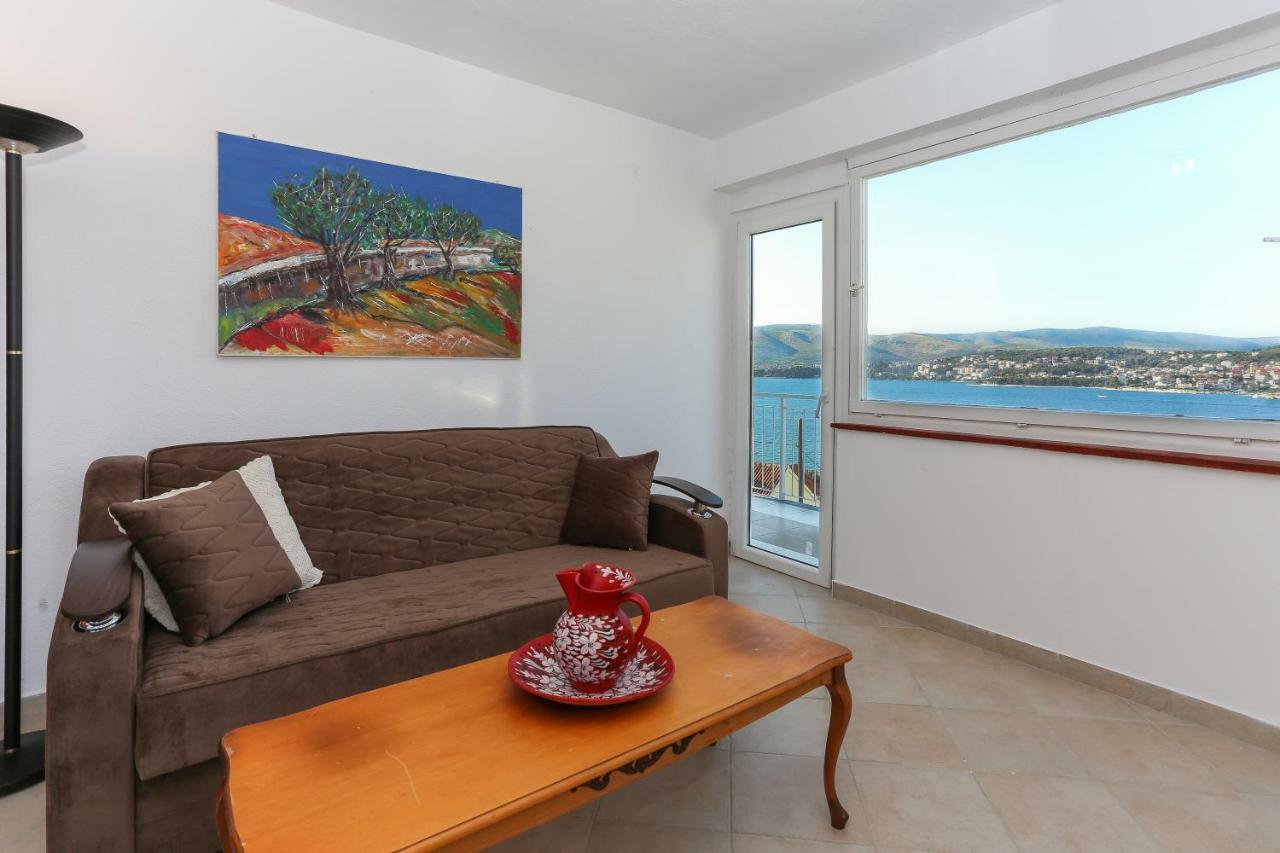 Villa Uno Trogir Exterior foto